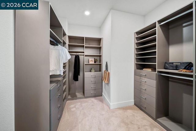 44 Analisa Ln, Walnut Creek, CA 94596