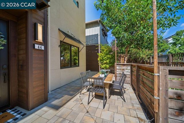 44 Analisa Ln, Walnut Creek, CA 94596