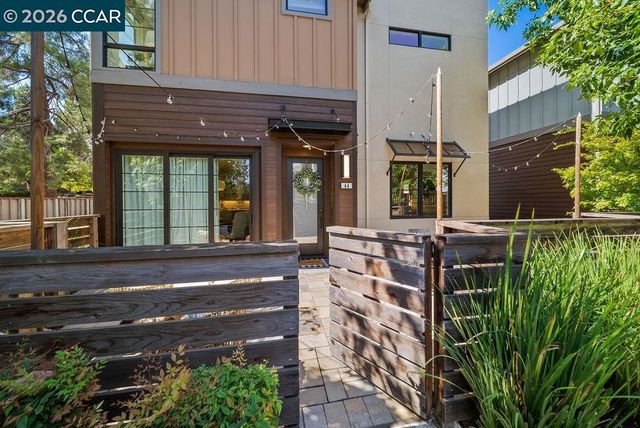 44 Analisa Ln, Walnut Creek, CA 94596