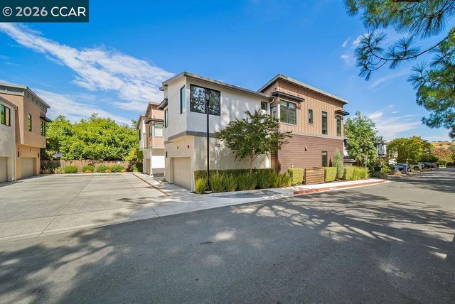 44 Analisa Ln, Walnut Creek, CA 94596