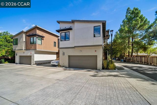 44 Analisa Ln, Walnut Creek, CA 94596