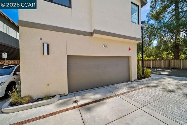 44 Analisa Ln, Walnut Creek, CA 94596
