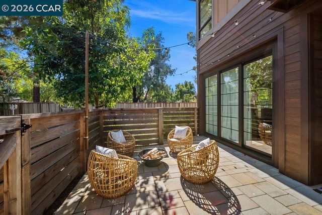 44 Analisa Ln, Walnut Creek, CA 94596