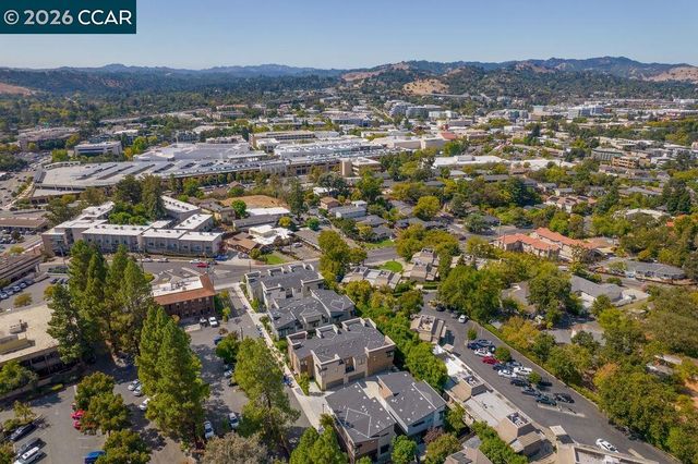 44 Analisa Ln, Walnut Creek, CA 94596