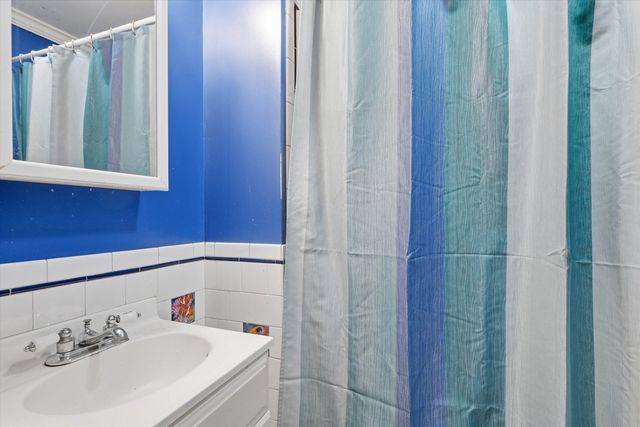 625 Douglas Street, Manchester, NH 03102