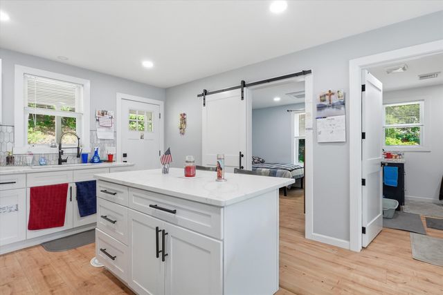 625 Douglas Street, Manchester, NH 03102