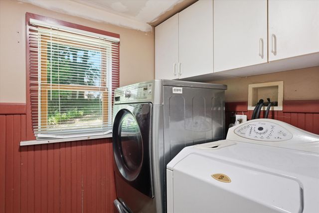 625 Douglas Street, Manchester, NH 03102