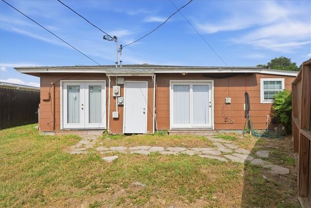 4022 Lowman St, Corpus Christi, TX 78411