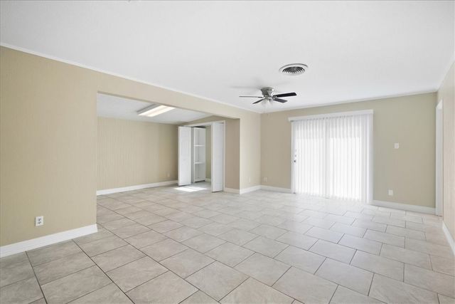 4022 Lowman St, Corpus Christi, TX 78411