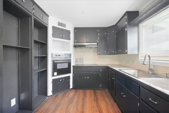 4022 Lowman St, Corpus Christi, TX 78411