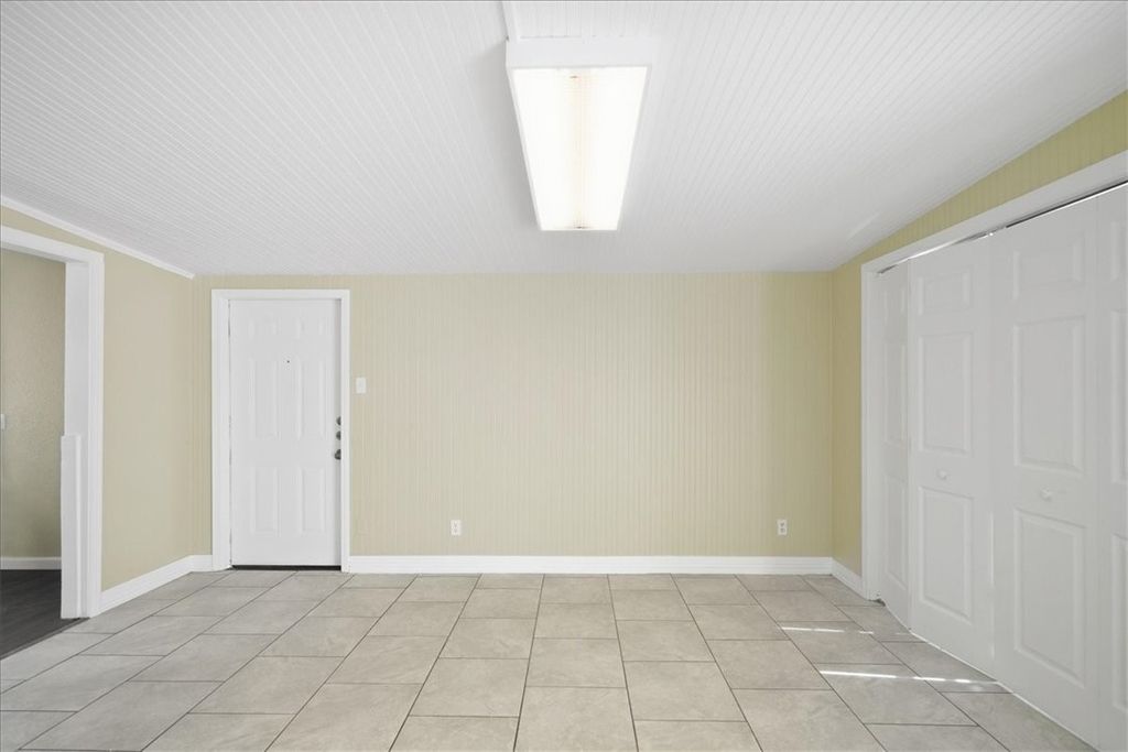 4022 Lowman St, Corpus Christi, TX 78411 — photo 5