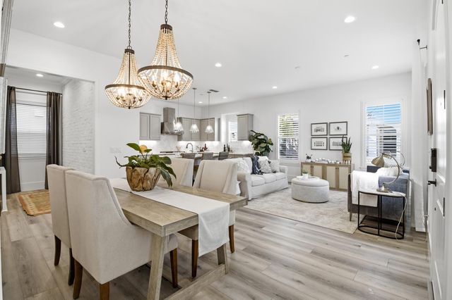 3304 Crocker Dr, Sacramento, CA 95818