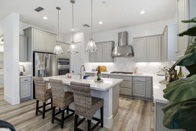 3304 Crocker Dr, Sacramento, CA 95818