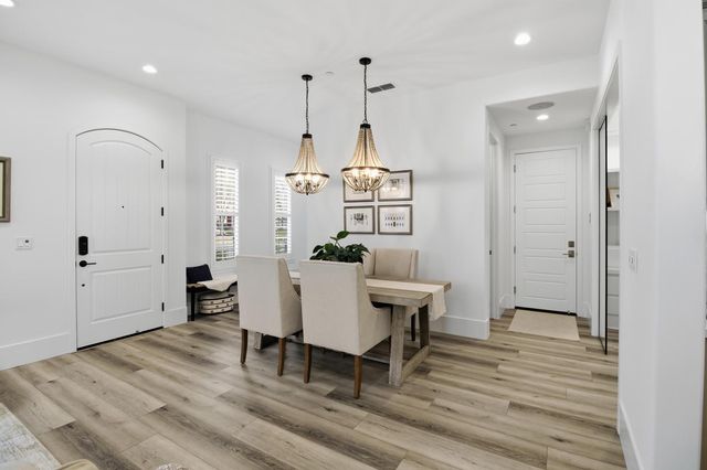 3304 Crocker Dr, Sacramento, CA 95818