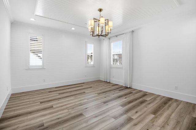 3304 Crocker Dr, Sacramento, CA 95818