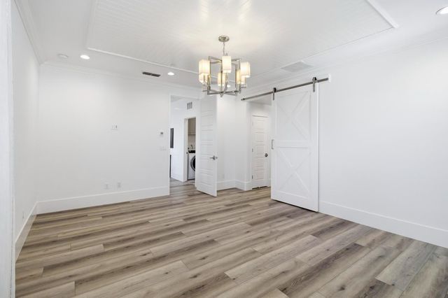 3304 Crocker Dr, Sacramento, CA 95818