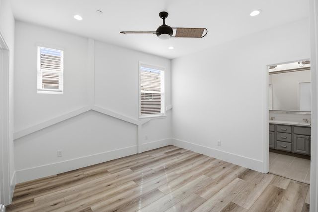 3304 Crocker Dr, Sacramento, CA 95818