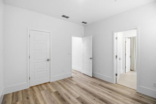 3304 Crocker Dr, Sacramento, CA 95818