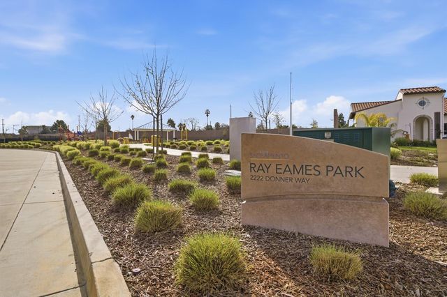 3304 Crocker Dr, Sacramento, CA 95818