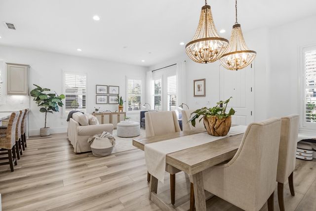 3304 Crocker Dr, Sacramento, CA 95818