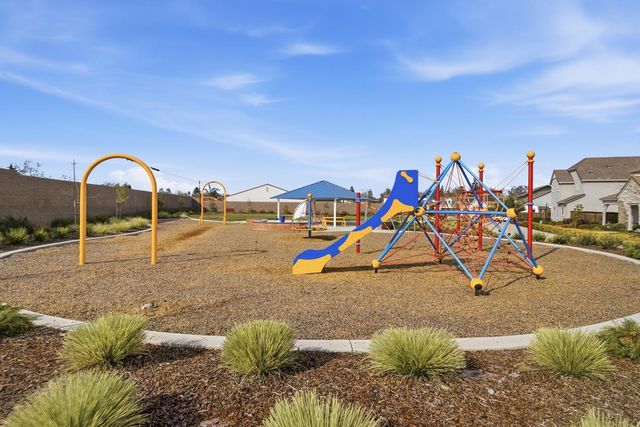 3304 Crocker Dr, Sacramento, CA 95818