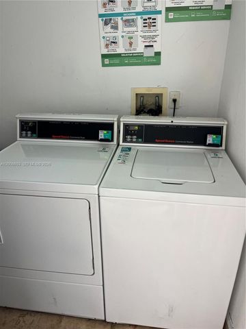 8080 Tatum Waterway Dr 3, Miami Beach, FL 33141