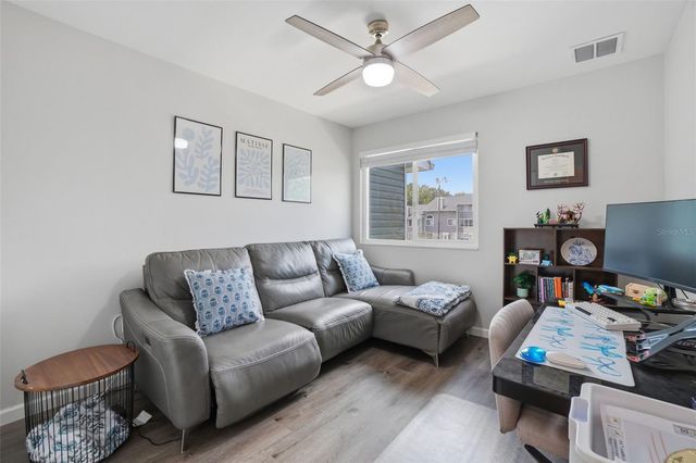 2264 GRENWICH AVENUE 2264, Orlando, FL 32817