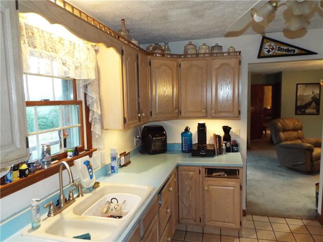 25 Linton Alley, East Bethlehem, PA 15333