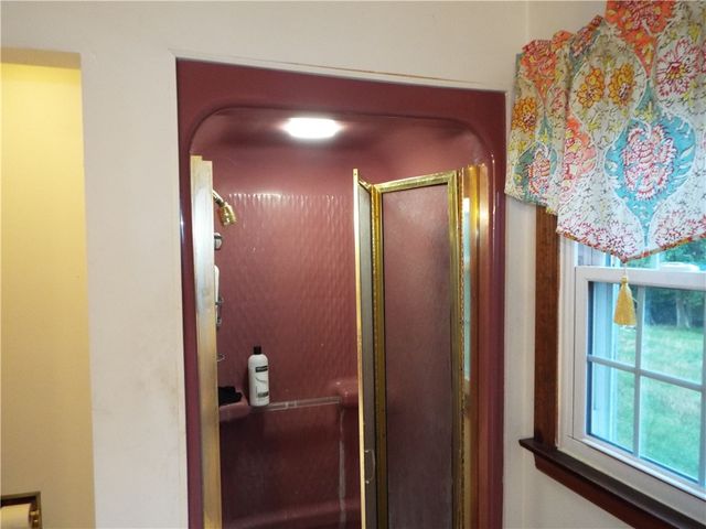 25 Linton Alley, East Bethlehem, PA 15333