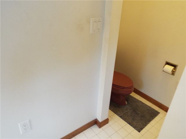 25 Linton Alley, East Bethlehem, PA 15333