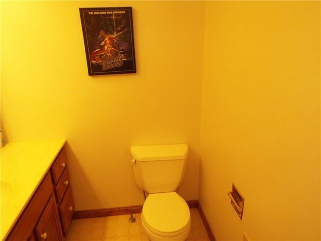 25 Linton Alley, East Bethlehem, PA 15333