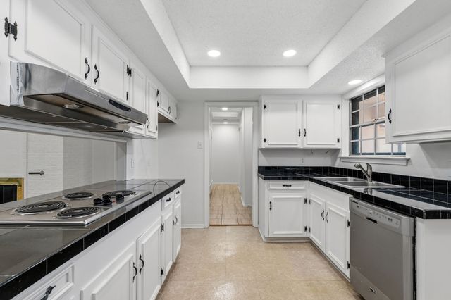 3405 Hacienda Circle, Irving, TX 75062