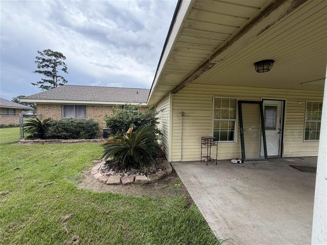 2429 Saint Francis Street, Sulphur, LA 70663