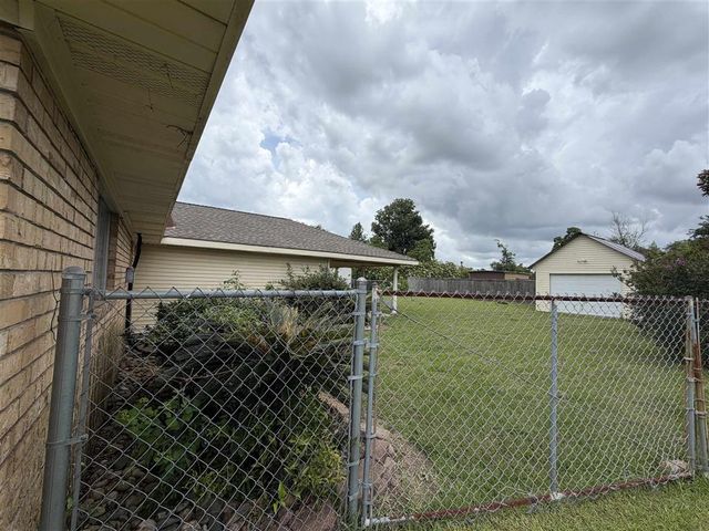 2429 Saint Francis Street, Sulphur, LA 70663