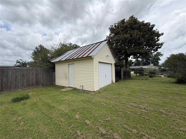 2429 Saint Francis Street, Sulphur, LA 70663