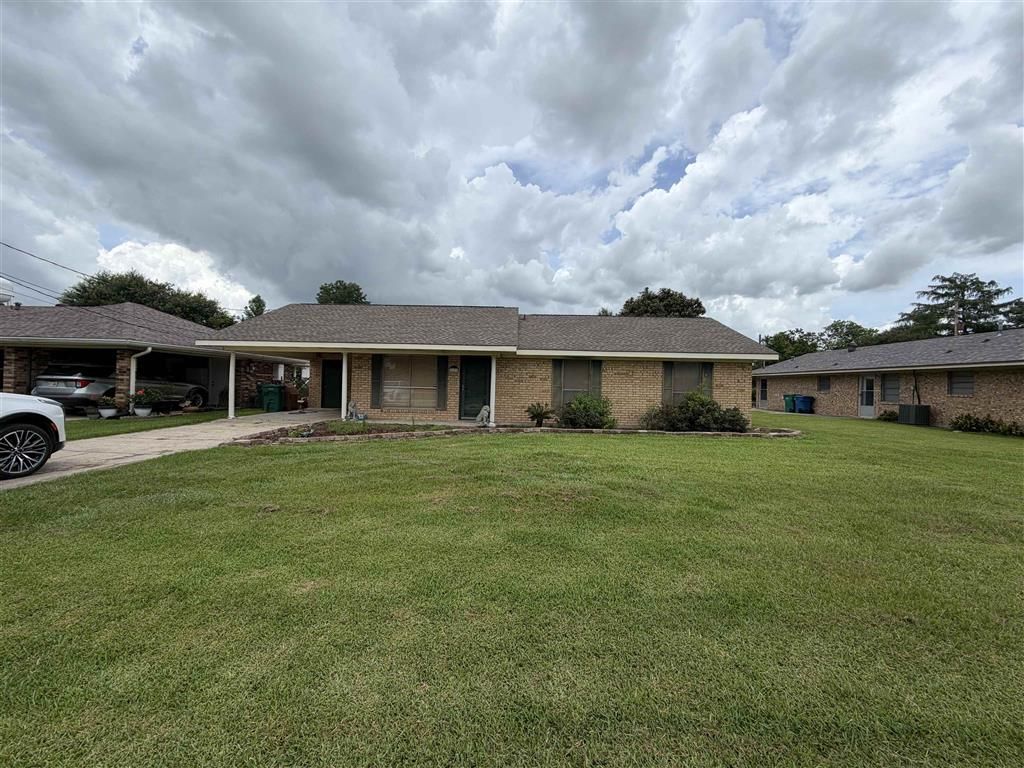 2429 Saint Francis Street, Sulphur, LA 70663