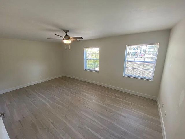296 SE Wentworth Drive, Stuart, FL 34996
