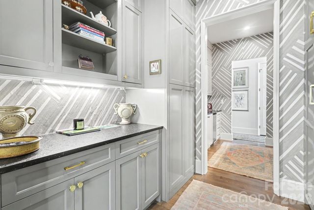2310 Beverly Drive, Charlotte, NC 28207