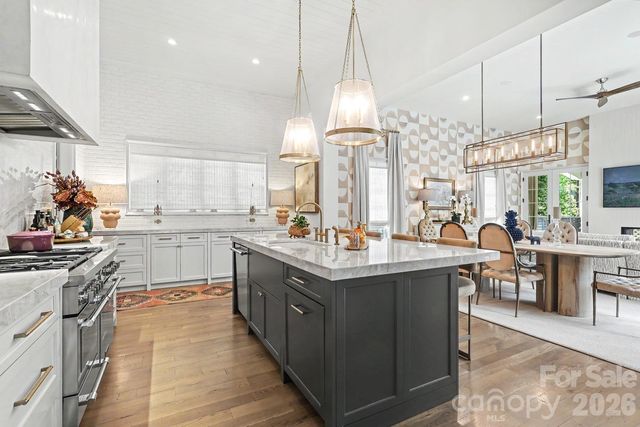 2310 Beverly Drive, Charlotte, NC 28207