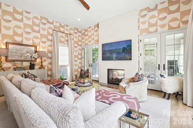 2310 Beverly Drive, Charlotte, NC 28207
