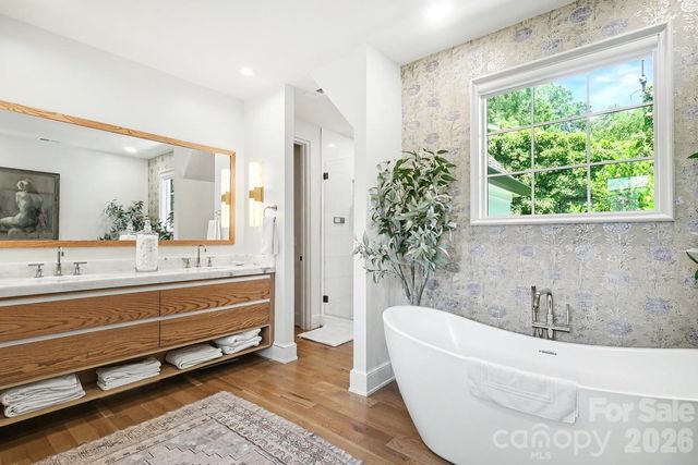 2310 Beverly Drive, Charlotte, NC 28207