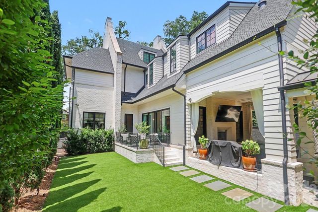 2310 Beverly Drive, Charlotte, NC 28207