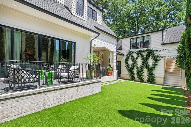 2310 Beverly Drive, Charlotte, NC 28207