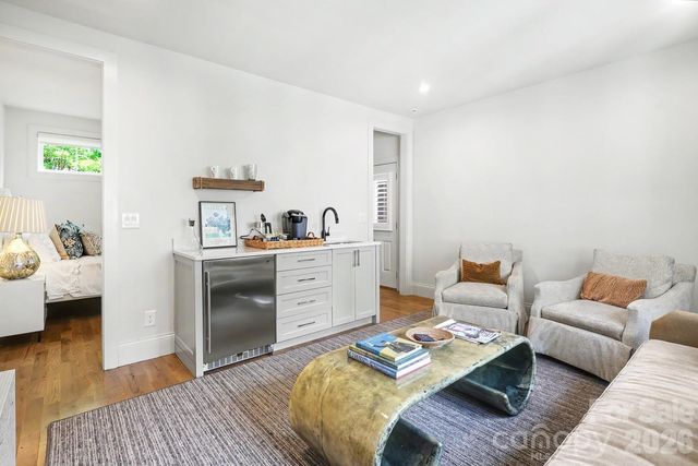 2310 Beverly Drive, Charlotte, NC 28207