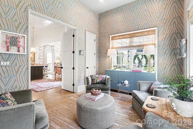2310 Beverly Drive, Charlotte, NC 28207