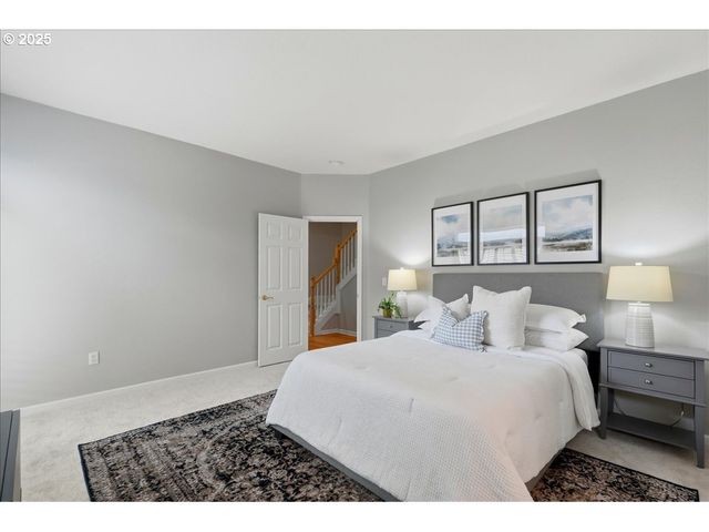 15001 Nw ELAINA Ln, Portland, OR 97229