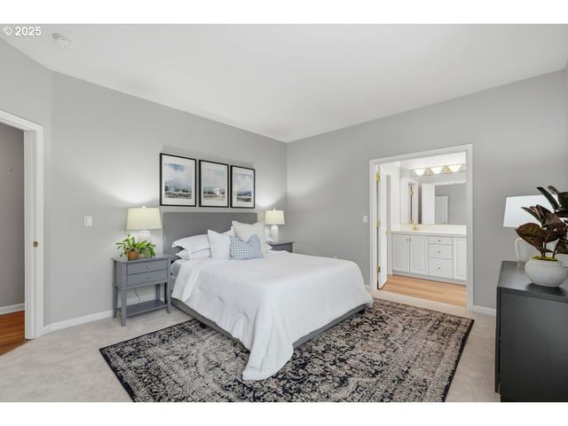 15001 Nw ELAINA Ln, Portland, OR 97229