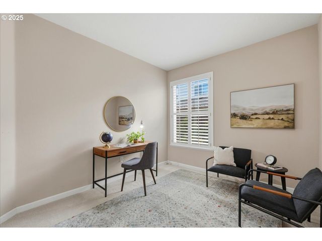 15001 Nw ELAINA Ln, Portland, OR 97229