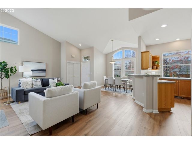 15001 Nw ELAINA Ln, Portland, OR 97229