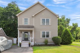 3560 Diamond Hill Road, Cumberland, RI 02864
